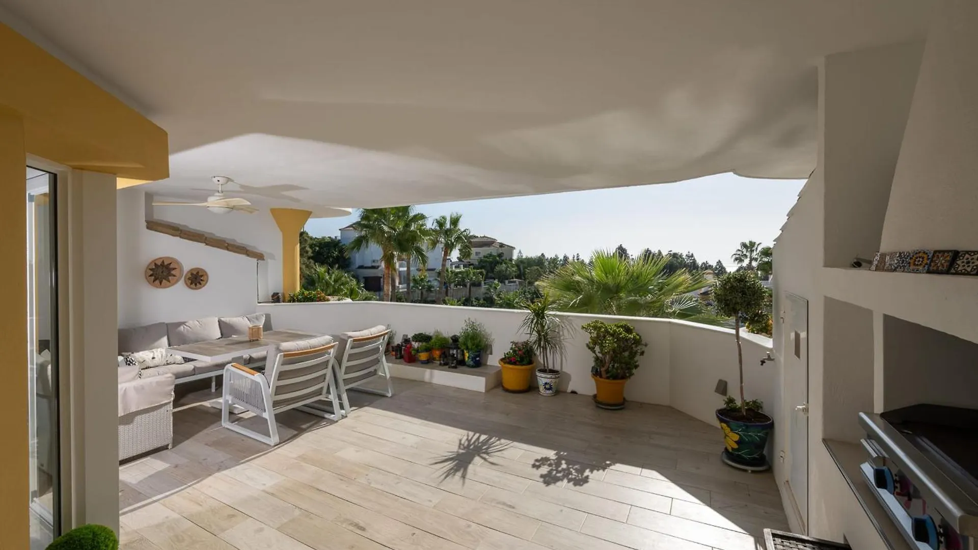 2 Beds Apartment In Calahonda With Golf And Beach Sitio de Calahonda