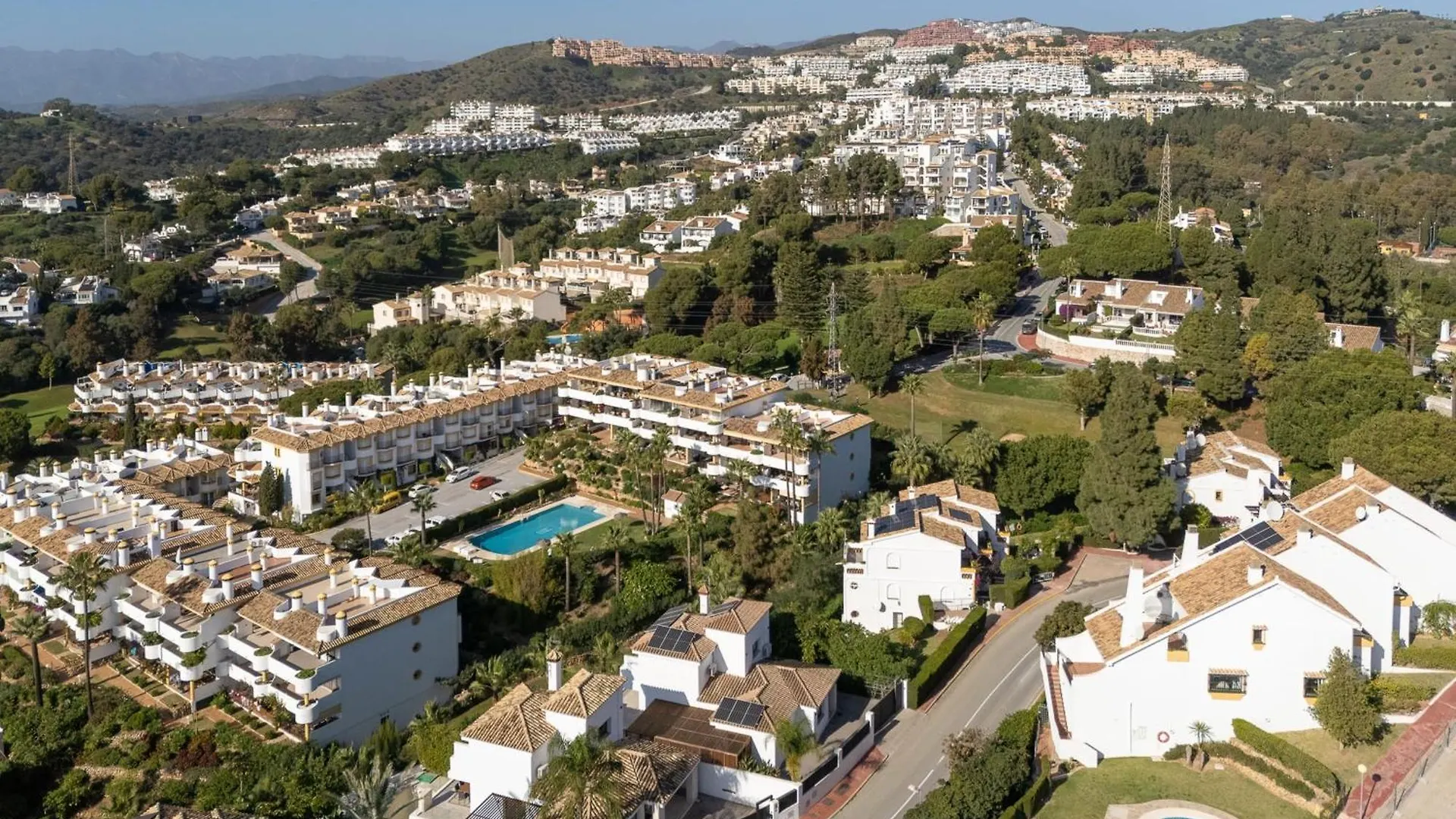 2 Beds Apartment In Calahonda With Golf And Beach Sitio de Calahonda