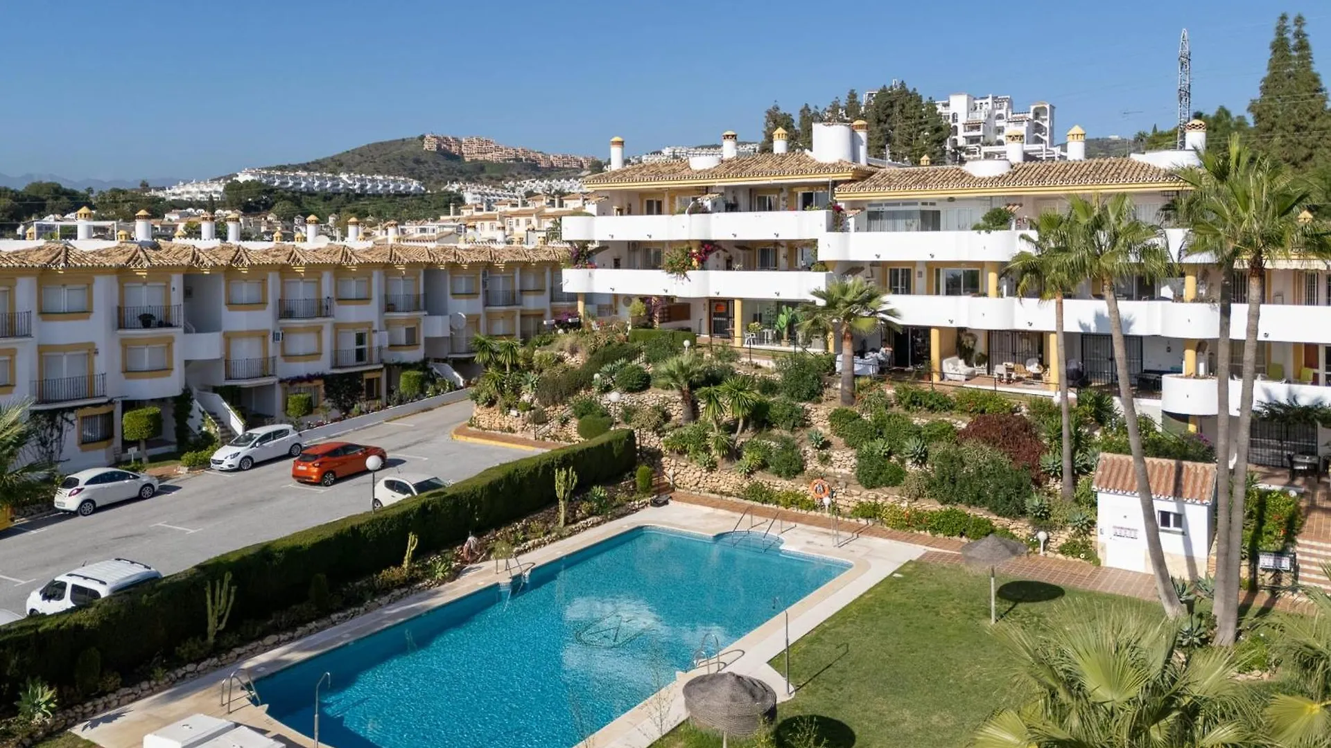 2 Beds Apartment In Calahonda With Golf And Beach Sitio de Calahonda إسبانيا
